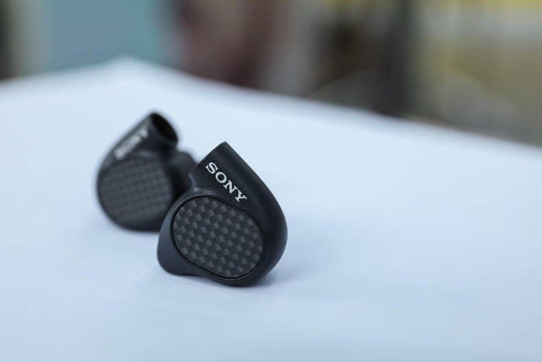 索尼m9耳机阻抗多少,索尼监听耳机m9