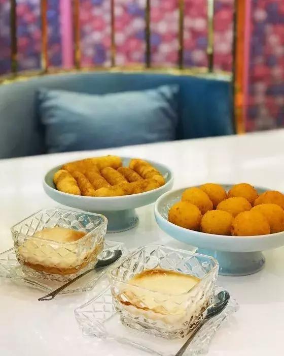 辣到冒汗的火锅,辣到爆火还想吃的美食