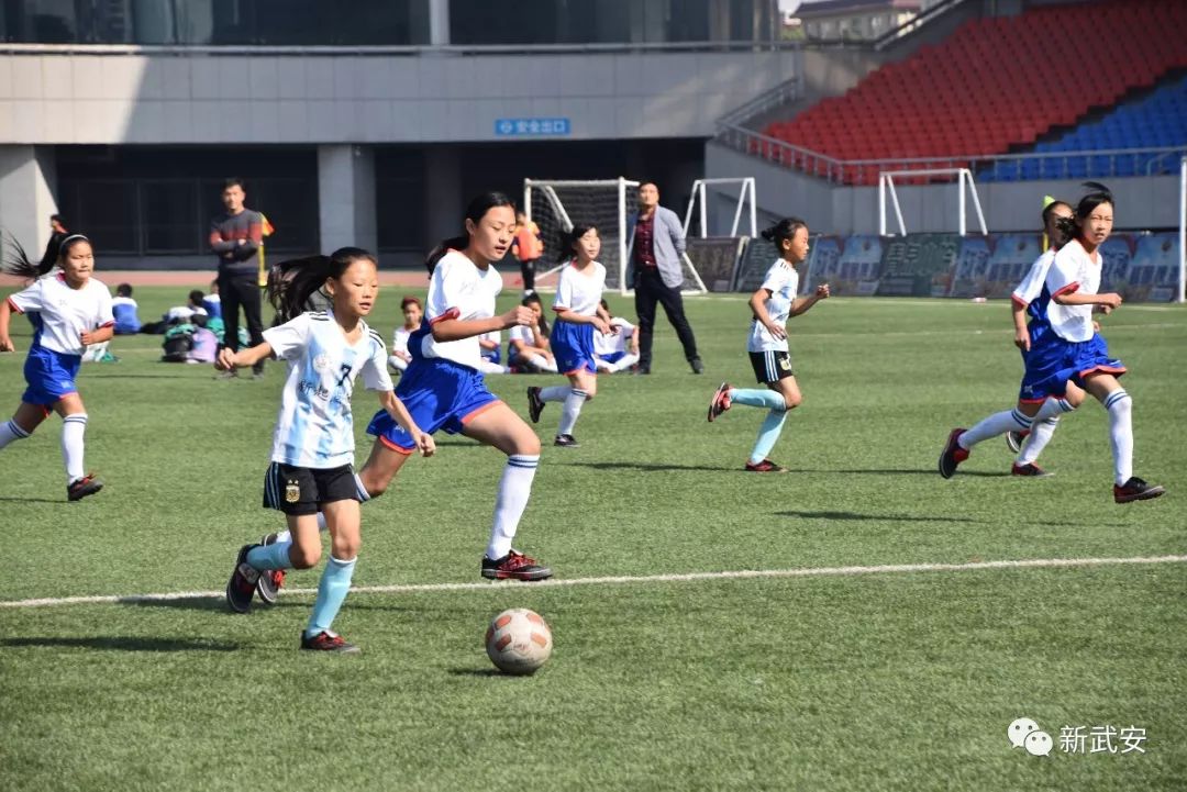 奔跑吧足球小子,奔跑吧足球小将们