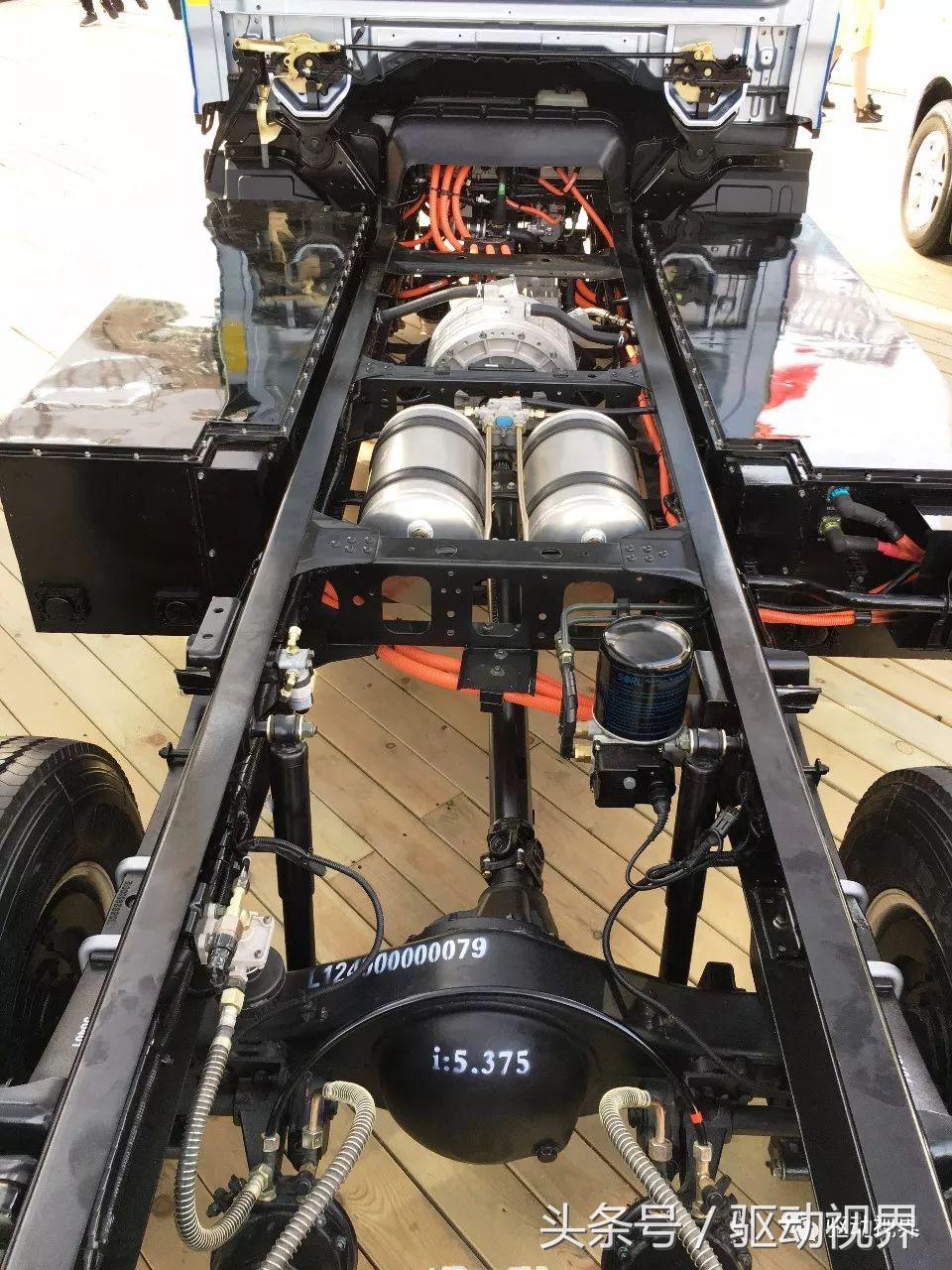 纯电动汽车的驱动布置形式,纯电商用车电机布置