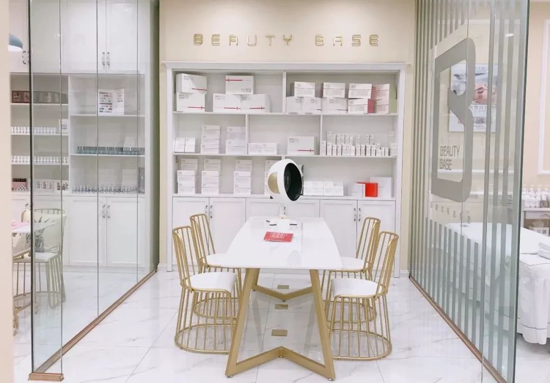 从美业小白到全国连锁,从一家100平小店到连锁再到品牌