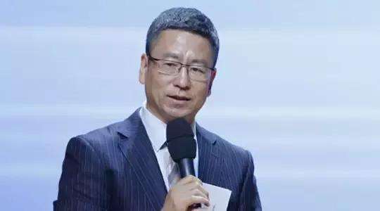 白岩松一语直戳痛点,白岩松高情商讲话