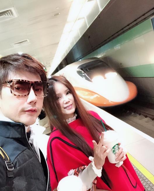 包伟铭图片,包伟铭照片