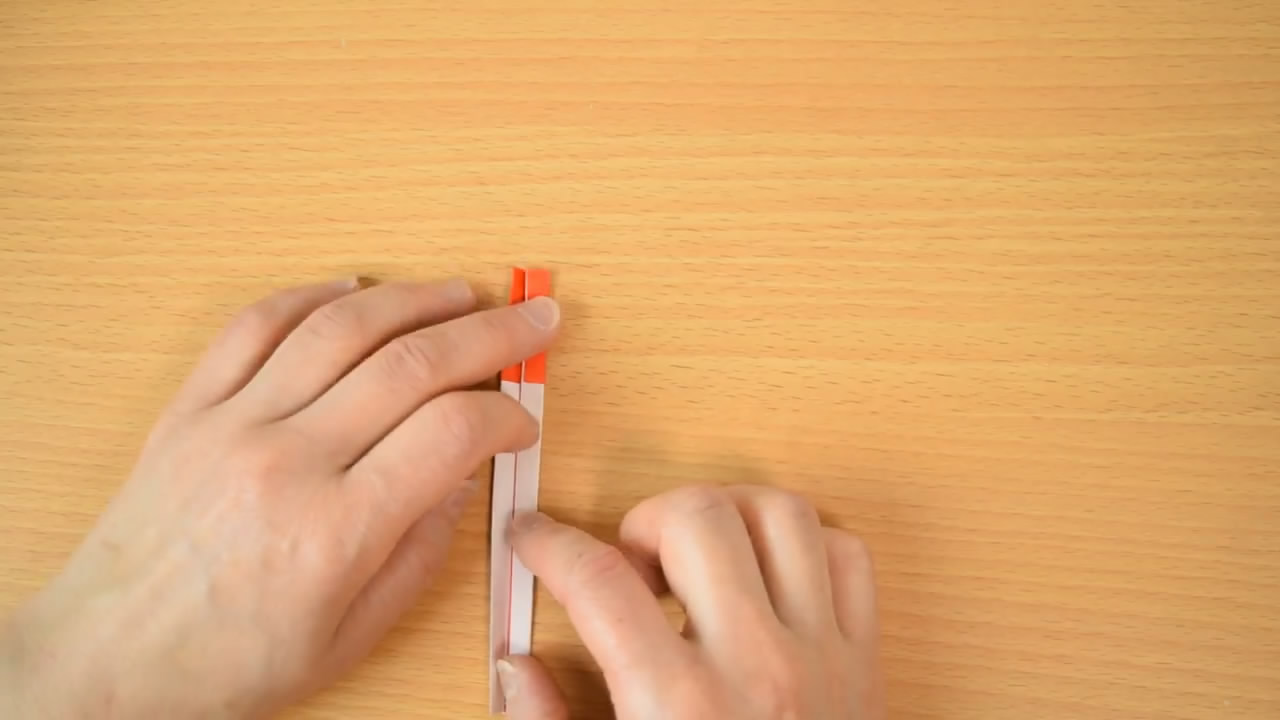 儿童手工折纸小雨伞教程,儿童折纸小雨伞最简单折纸方法