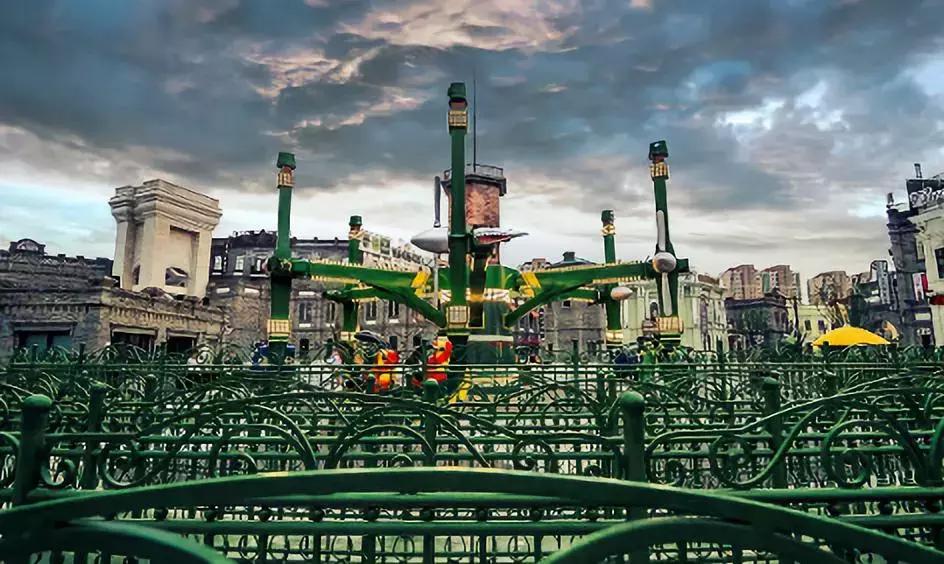 鍗庤皧鍏勫紵鐢靛奖涓栫晫澶滃満鏀荤暐涓,鑻忓窞鍗庤皧鍏勫紵鐢靛奖涓栫晫鏀荤暐涓嬬瘒