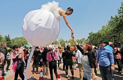 农村过年去旅游好吗,农民节日出去旅游