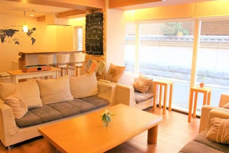 日本住哪里的民宿最方便便宜,几百块入住日本温馨民宿超划算