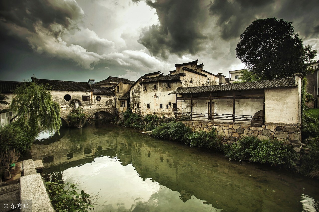 民间故事侠女梅儿,民间故事侠女的故事