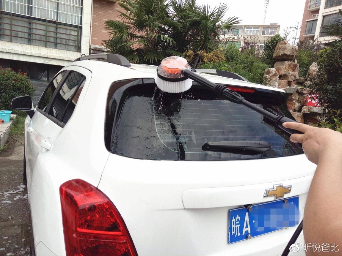 高压洗车机免费洗车,亿力洗车机220v高压洗车店专用