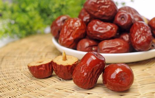 蛇床子金银花治疗湿疹,湿疹瘙痒用蛇床子怎么用