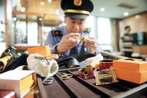 代购把东西寄回国需要交税吗,代购给别人付款需要交税吗