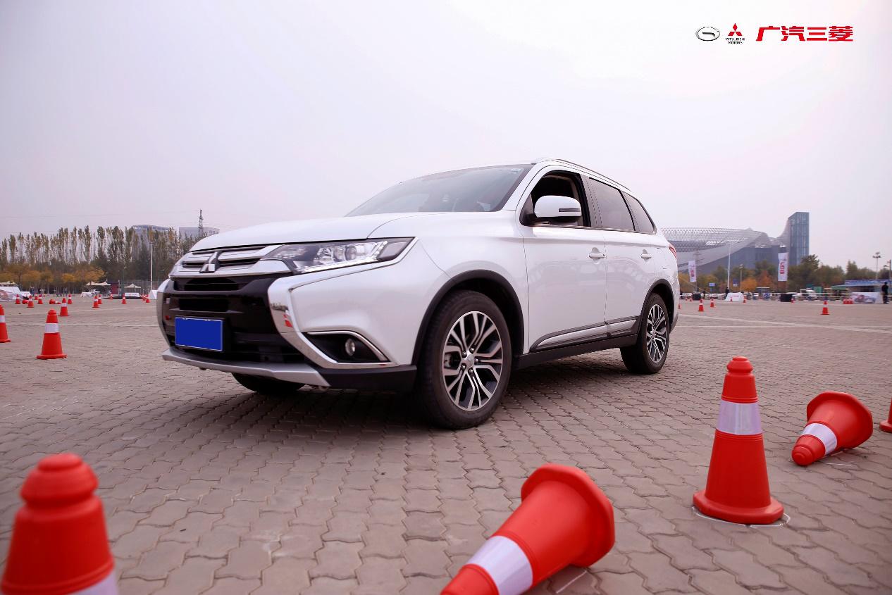 完美首秀极限救主,完美首秀一跳成名