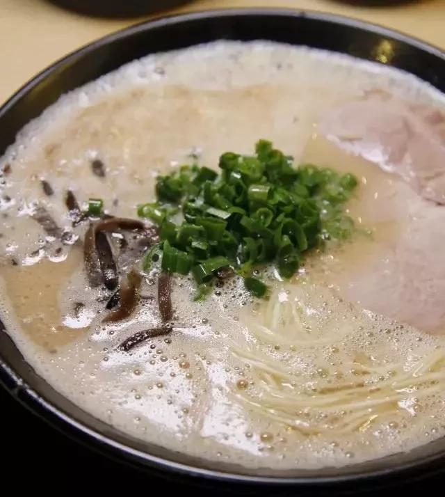 在日本排队吃拉面,天津排名前三的拉面