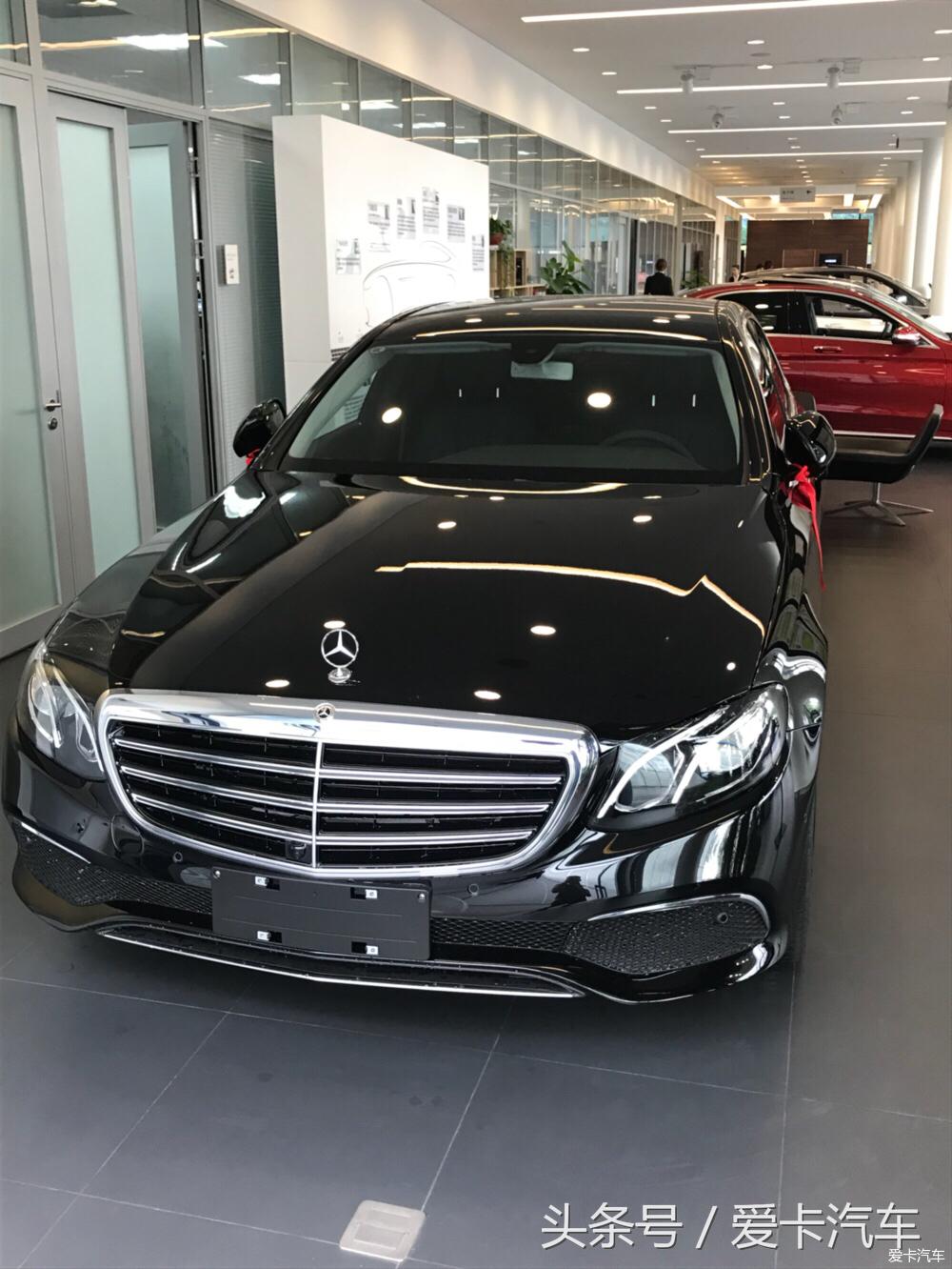 奔驰e级提车内饰棕色,奔驰e级提车作业