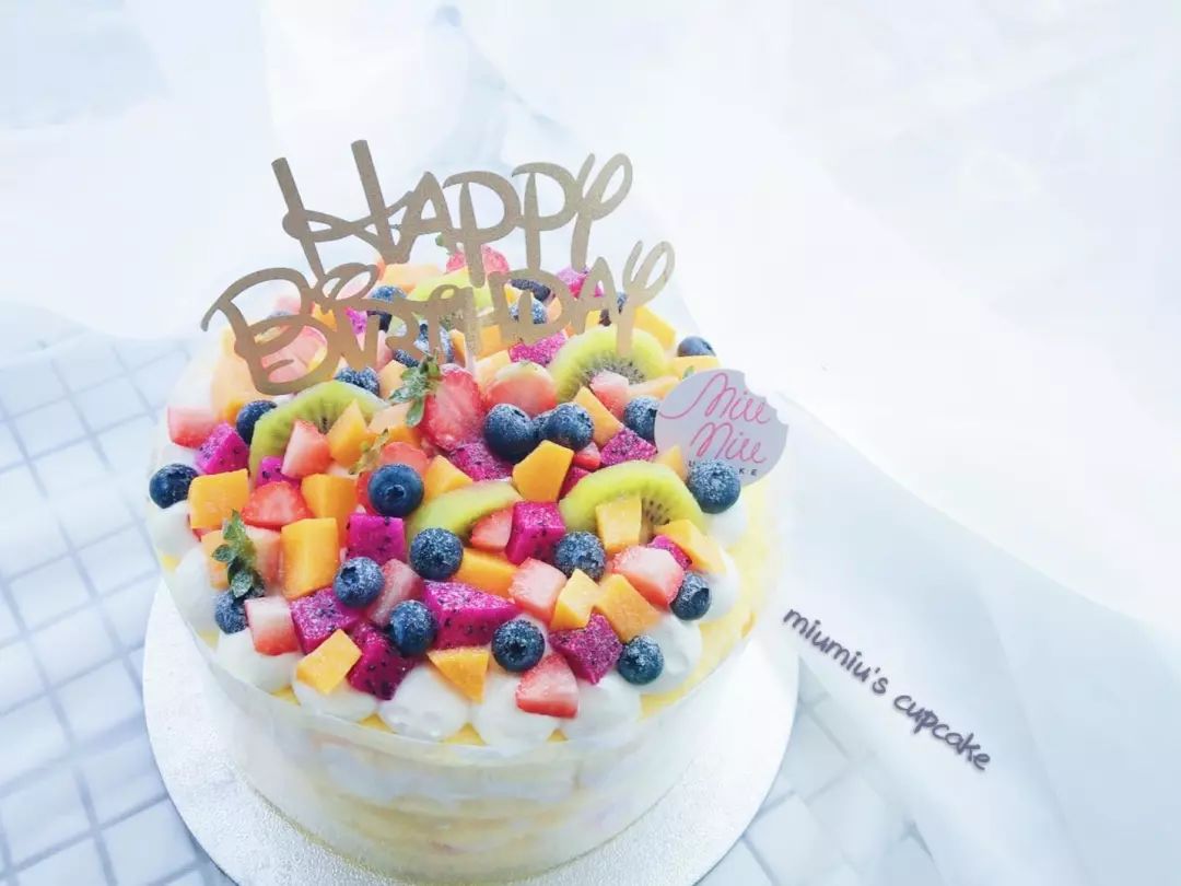 维密超模吃什么甜品 (维密的法国超甜超模)