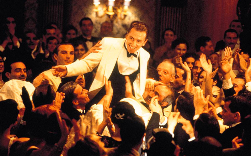 《海上钢琴师》:沉浸在自己的音乐中,同时也禁锢在自己的世界里