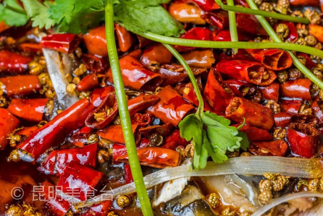 昆明排队4000桌的餐厅,昆明排队餐厅