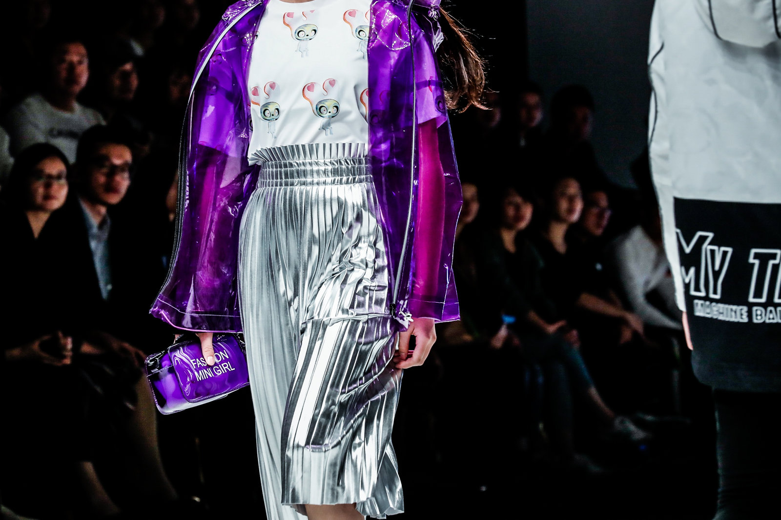 唐老鸭服装套装,巴拉巴拉官方视频唐老鸭