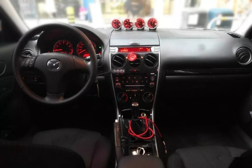 佛山市马自达6,佛山马自达6改装矩阵大灯