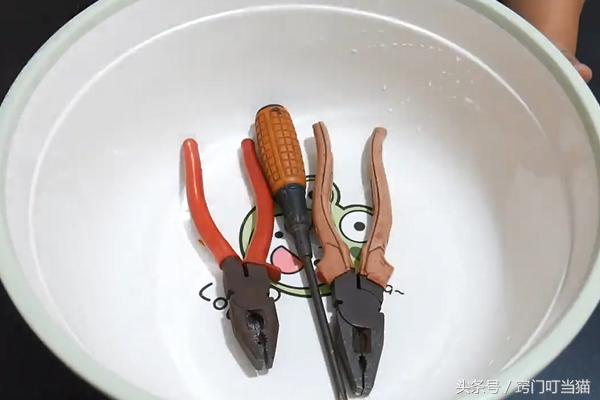 生锈的工具用醋泡有用吗,工具生锈用什么油泡最好