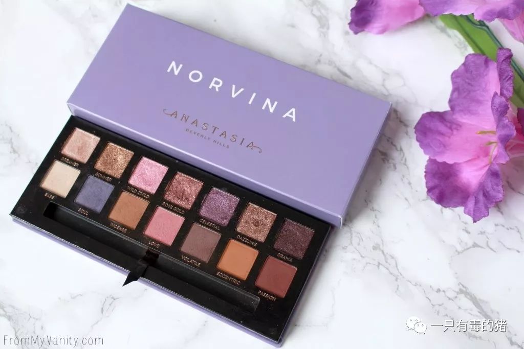 深扒摔跤炫富：原来富婆们20w包包里的东西也没什么了不起