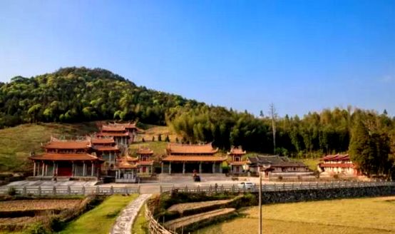 放弃瓷器主业，如今官司缠身，为啥把冠福股份当成“林家铺子”？