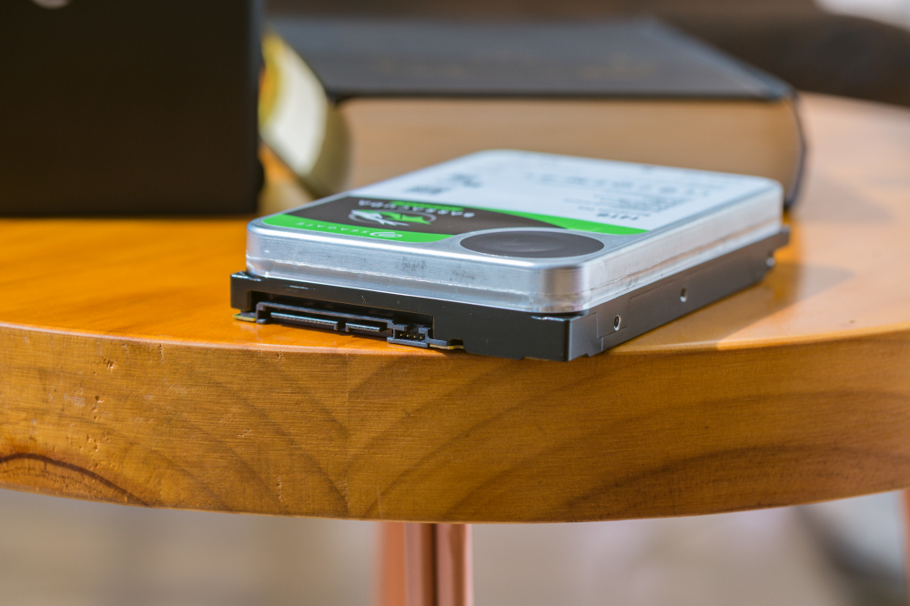 希捷硬盘到底咋样,硬盘不够用加一个移动硬盘可以不