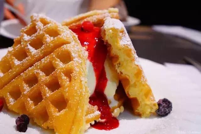 再提起广岛，脑海中不再是那首老歌或是那部黑白的法国电影