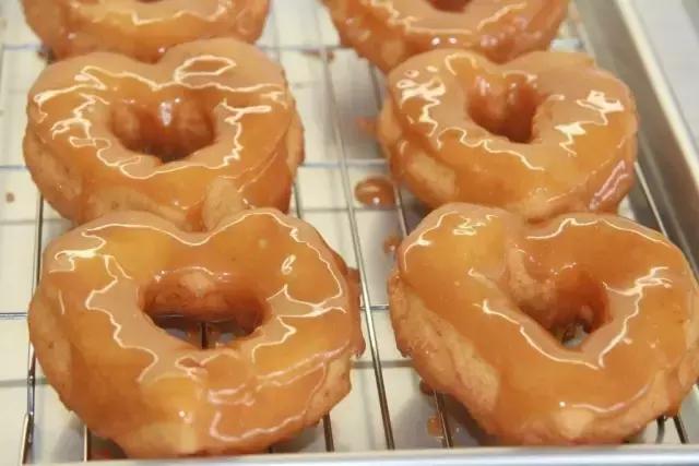 再提起广岛，脑海中不再是那首老歌或是那部黑白的法国电影