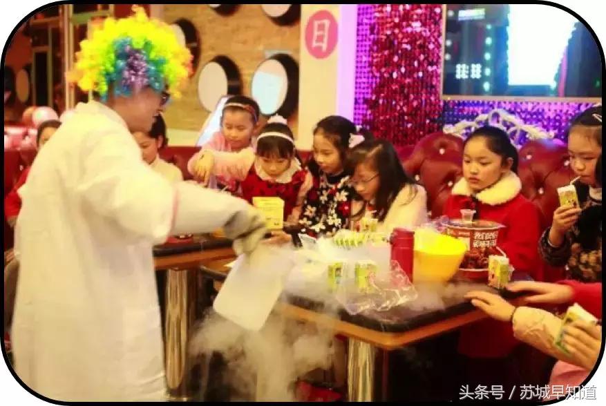 万圣节捣蛋派对,nike万圣节科学怪人