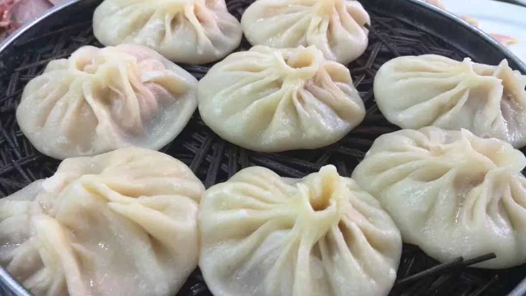 开封的彩色菊花是真的吗,开封七彩菊花展