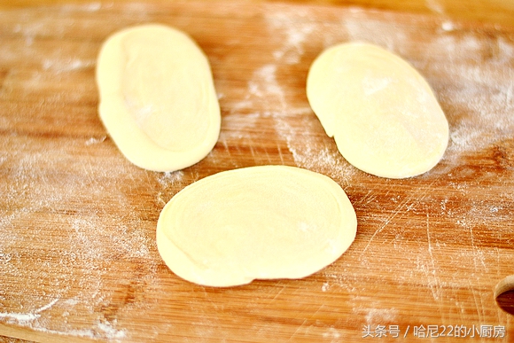 土鸡炖汤什么时候放盐要不要焯水,土鸡炖汤焯水的黄油要不要去掉