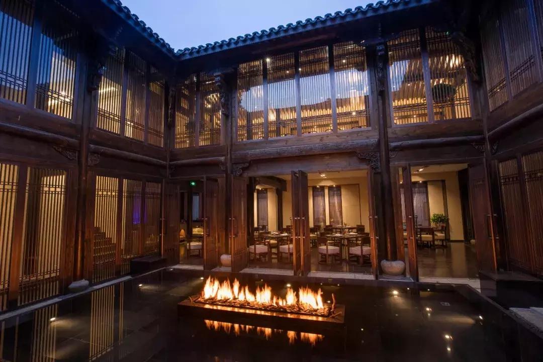 藏于山水间的温泉酒店推荐,一家来了就不想走的温泉酒店