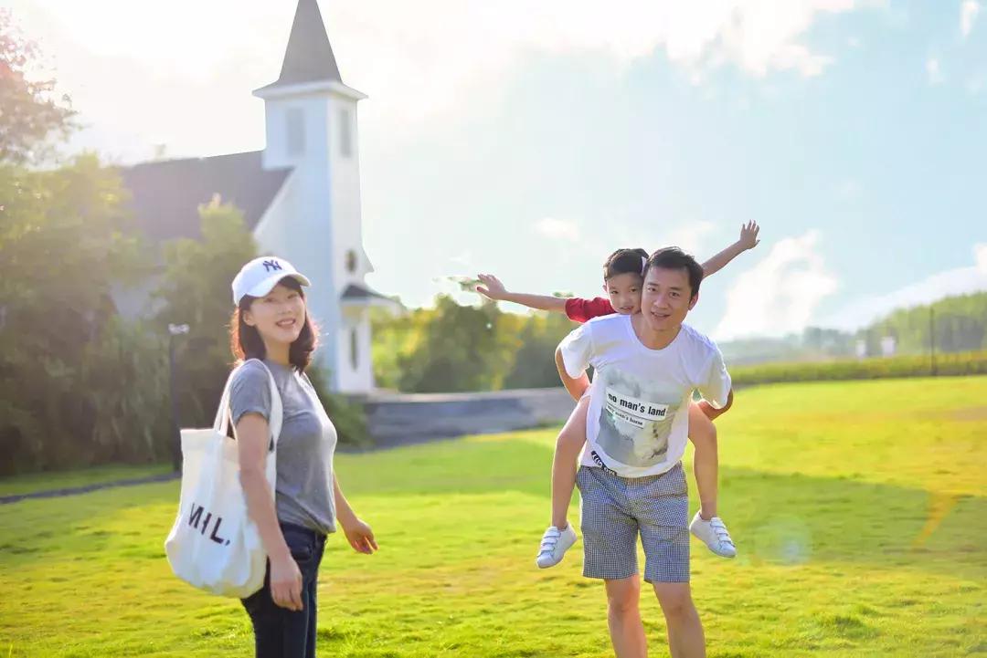 这片媲美京都的红叶之森只藏15栋梦幻树屋，杭州1.5h直达！