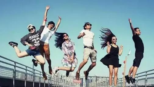 像“飞人”博尔特一样向前冲，“奔腾”品牌开启新时代！