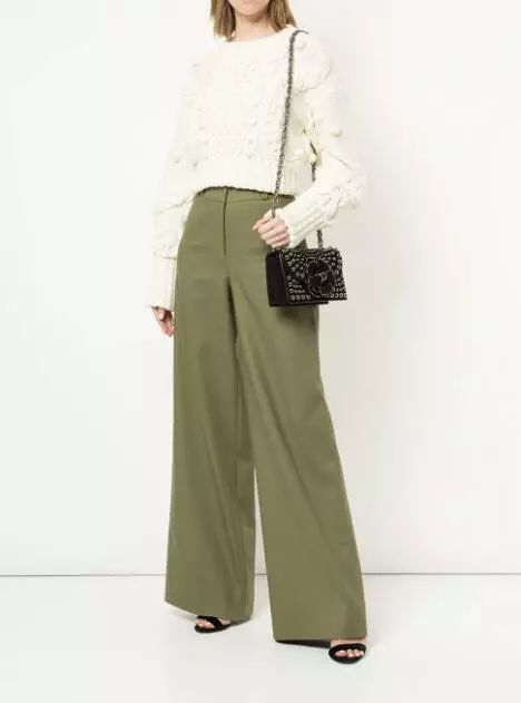 明星同款爱心高领毛衣,今年最火的毛衣秋冬款