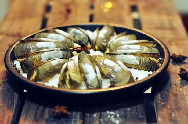 每个吃货心里都有一片海！没有256G的胃还敢到东海吃海鲜？