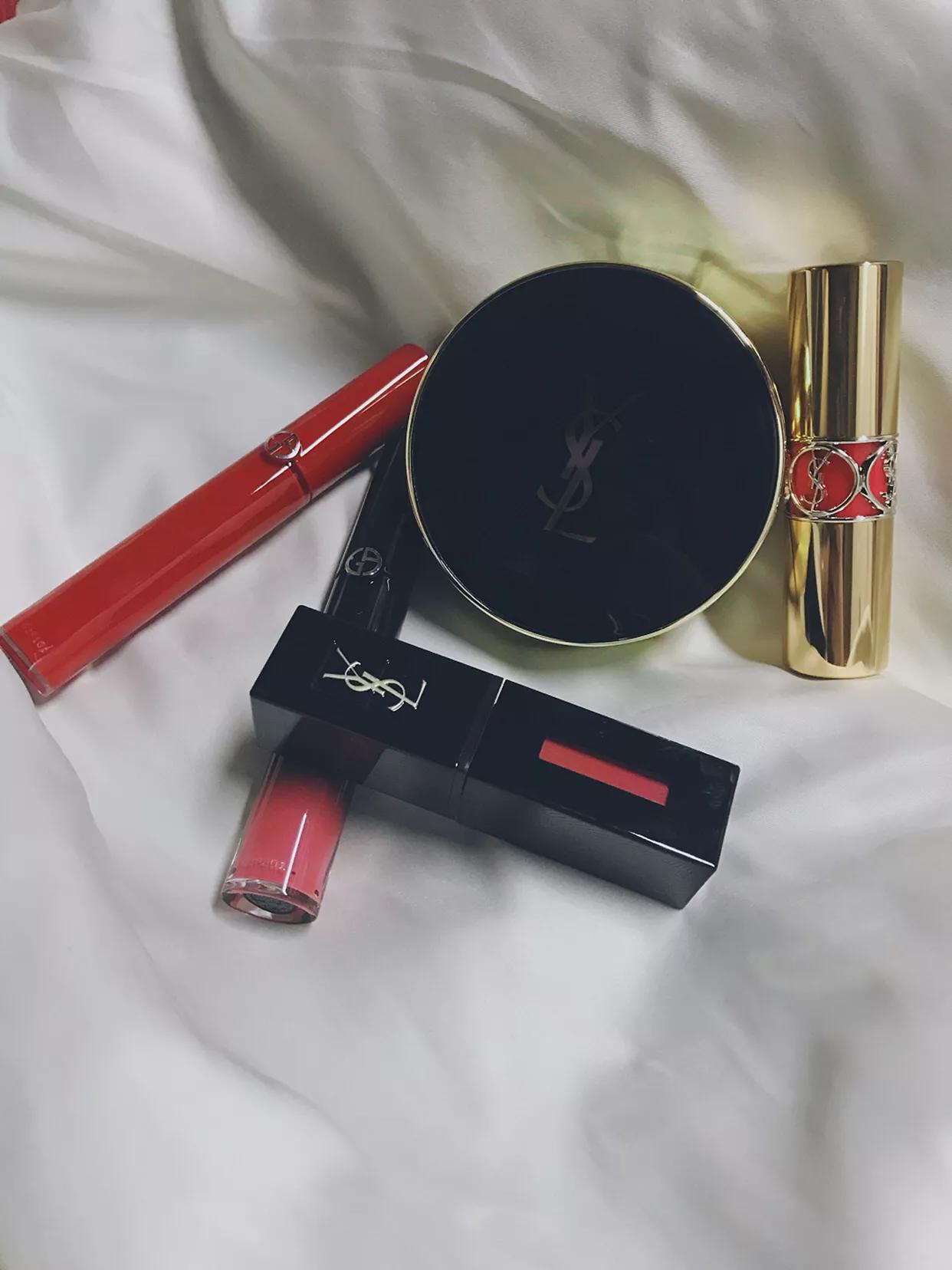 阿玛尼和ysl大理石气垫哪个更好,ysl气垫和口红开箱