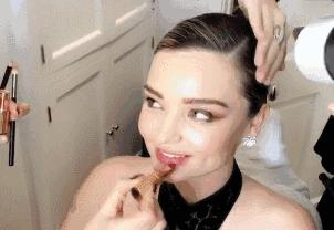 变美研究中心,让你美到窒息的唇妆你值得拥有