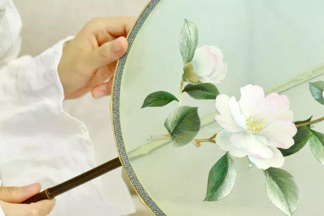 她用中国刺绣惊艳世界,她用一幅中国刺绣便惊艳了世界