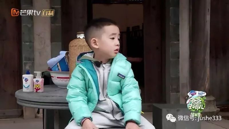 你想要什么衣服,哪个品牌的冲锋衣比较商务