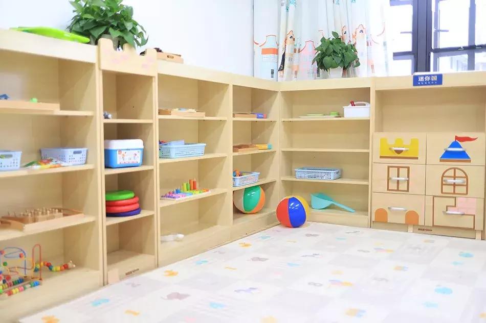 高端家庭式幼托中心,乌鲁木齐幼托中心推荐