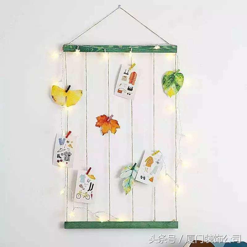 白墙看着不喜欢但又不想贴壁纸墙布？这些办法省钱省空间又美观！