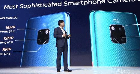 华为mate20在国外排队购买手机,美国网友购买华为