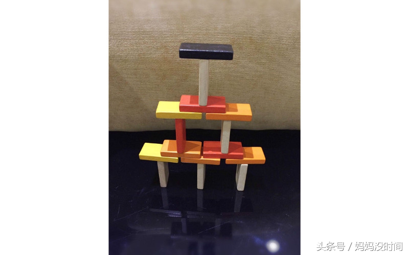 一种玩具三种玩法幼儿园,一种玩具怎样才能玩出新玩法