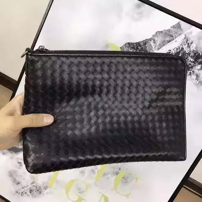 为什么现在的人都喜欢和有钱人玩,为什么有的人喜欢跟有钱人交朋友