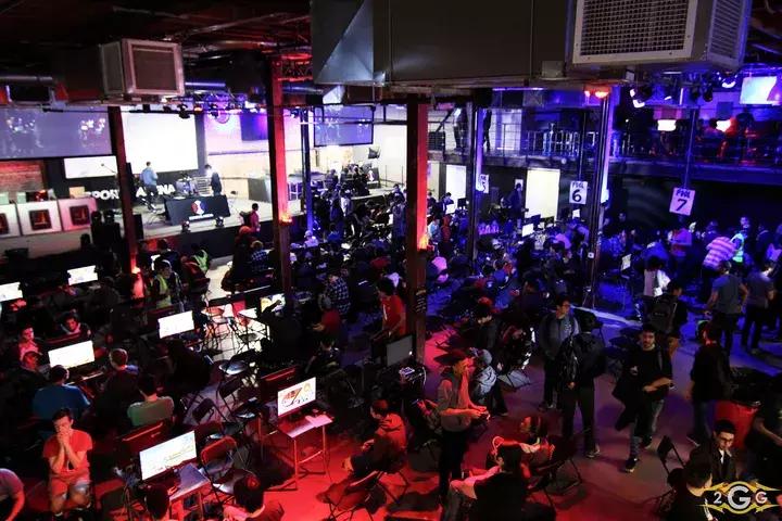 学生福利VS教育灾难?美国俄州开设电竞专业,上课明目张胆打游戏