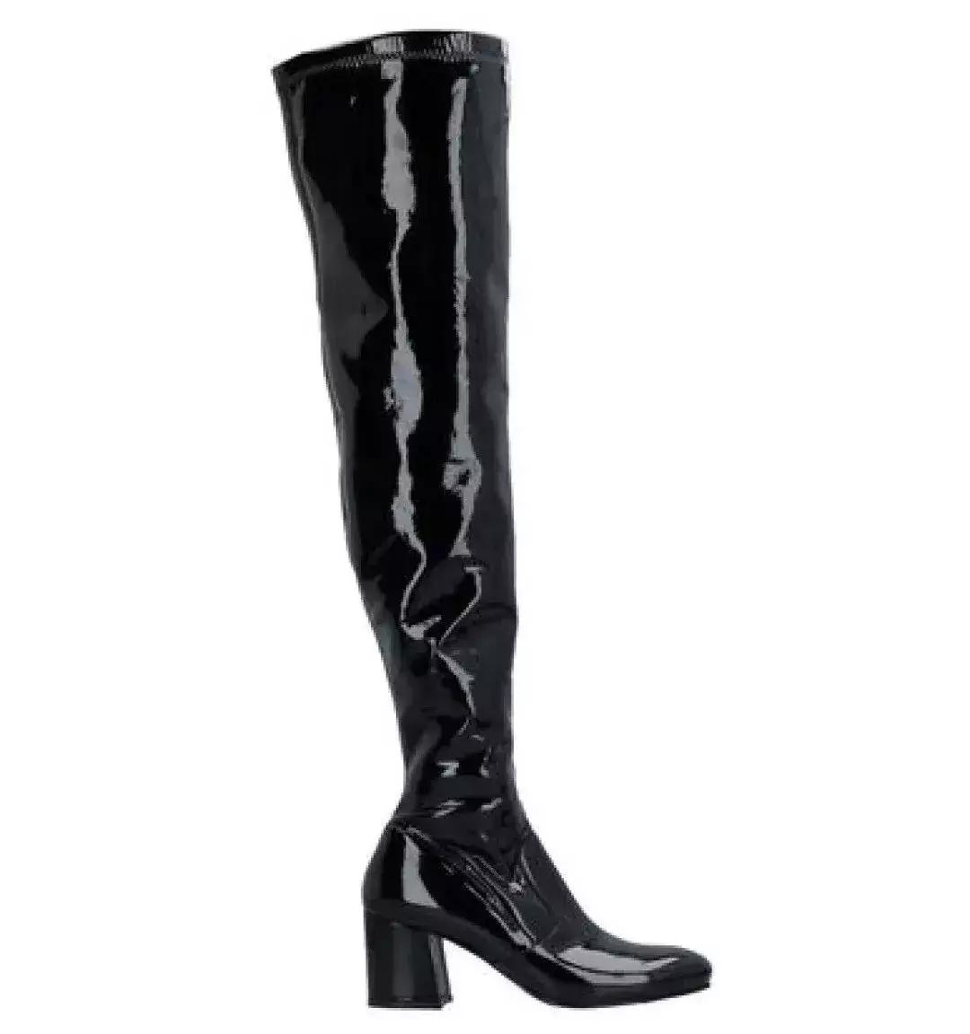 杨紫：过膝靴买不好真坑，孟美岐：感同身受