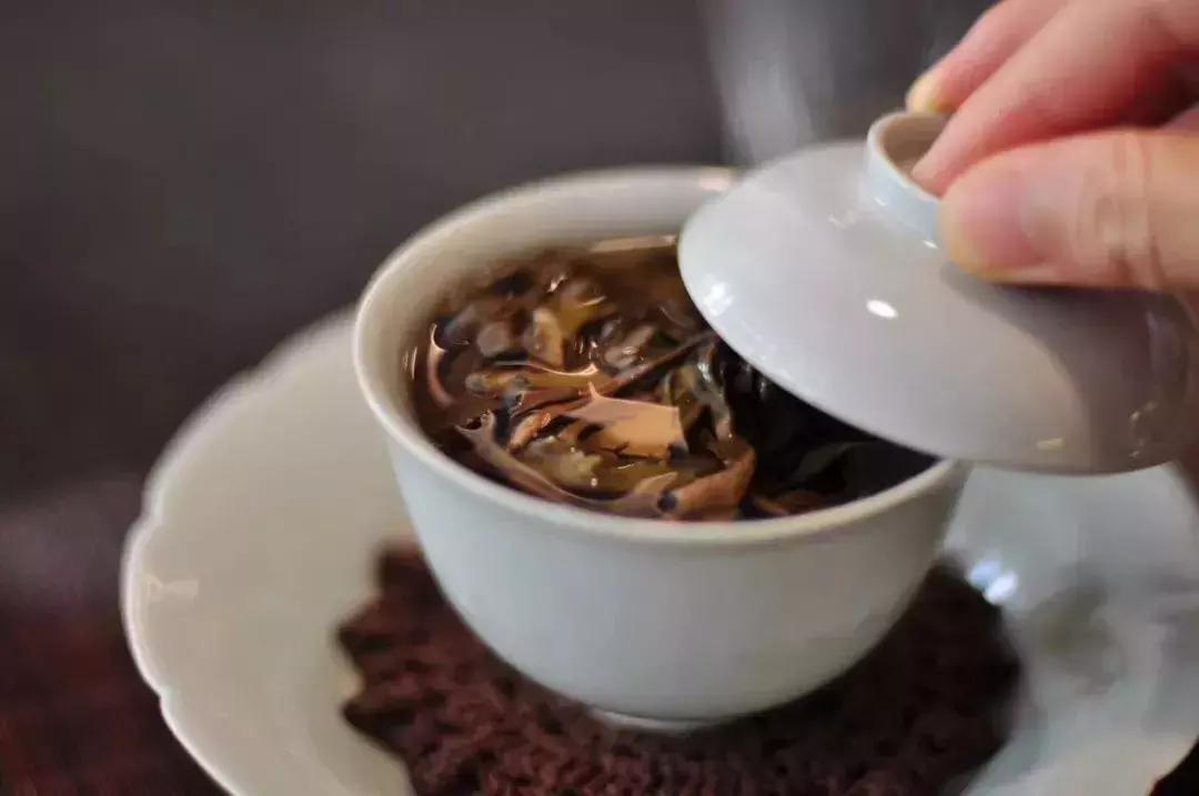 茶艺师泡普洱茶教学视频,高级茶艺师教每一款茶泡法