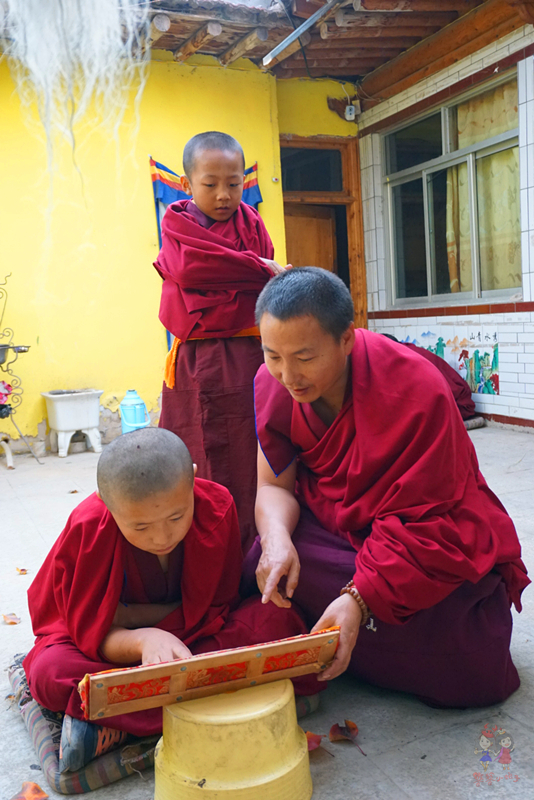 为什么藏人都说喇嘛最聪明?探秘青藏高原寺中的灵魂密码师